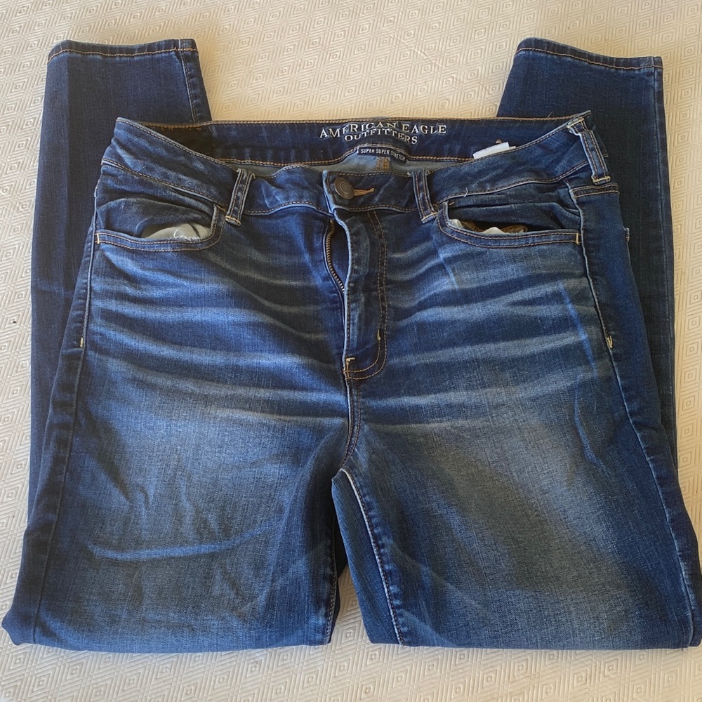 American Eagle Outfitters Women's Dark Blue Skinny Jeans size 14